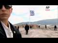 obama in athens tours parthenon