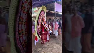 The Most Fearful Theyyam 😱MOOVALAMKUZHI CHAMUNDI THEYYAM | #explorewithakshay #theyyam #kantara