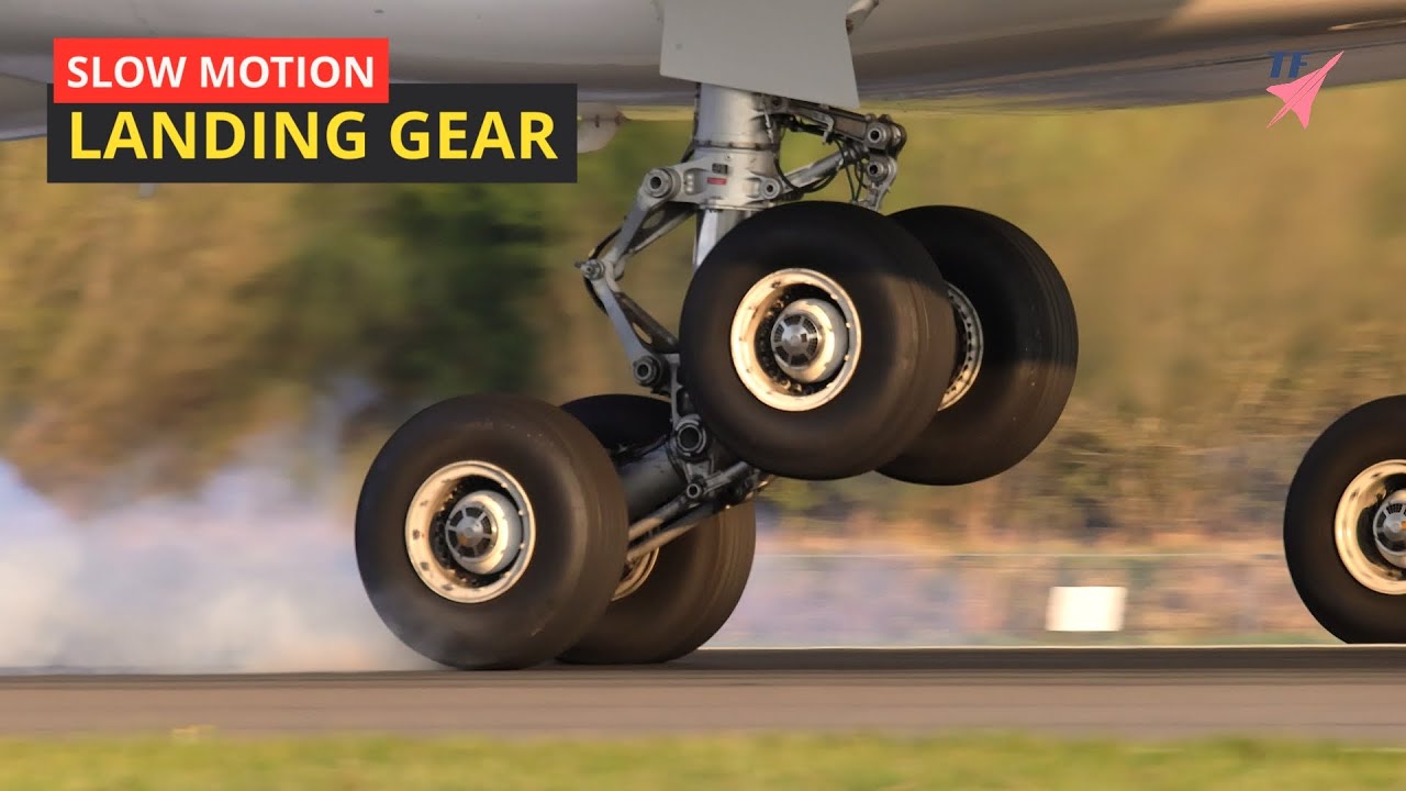 Aircraft Landing Gear Close UP In Action - YouTube