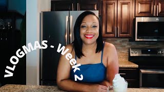 FESTIVE HOLIDAY OUTFITS!!//FAVORITE EGGNOG RECIPE!!//DECORATING THE KITCHEN FOR THE HOLIDAYS!!