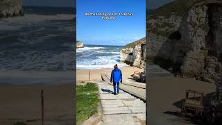 Walking along North landing beach Flamborough East Yorkshire England 2023 ทะเลทางเหนือประเทศอังกฤษ