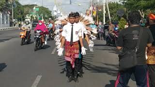 Gerak jalan terunik