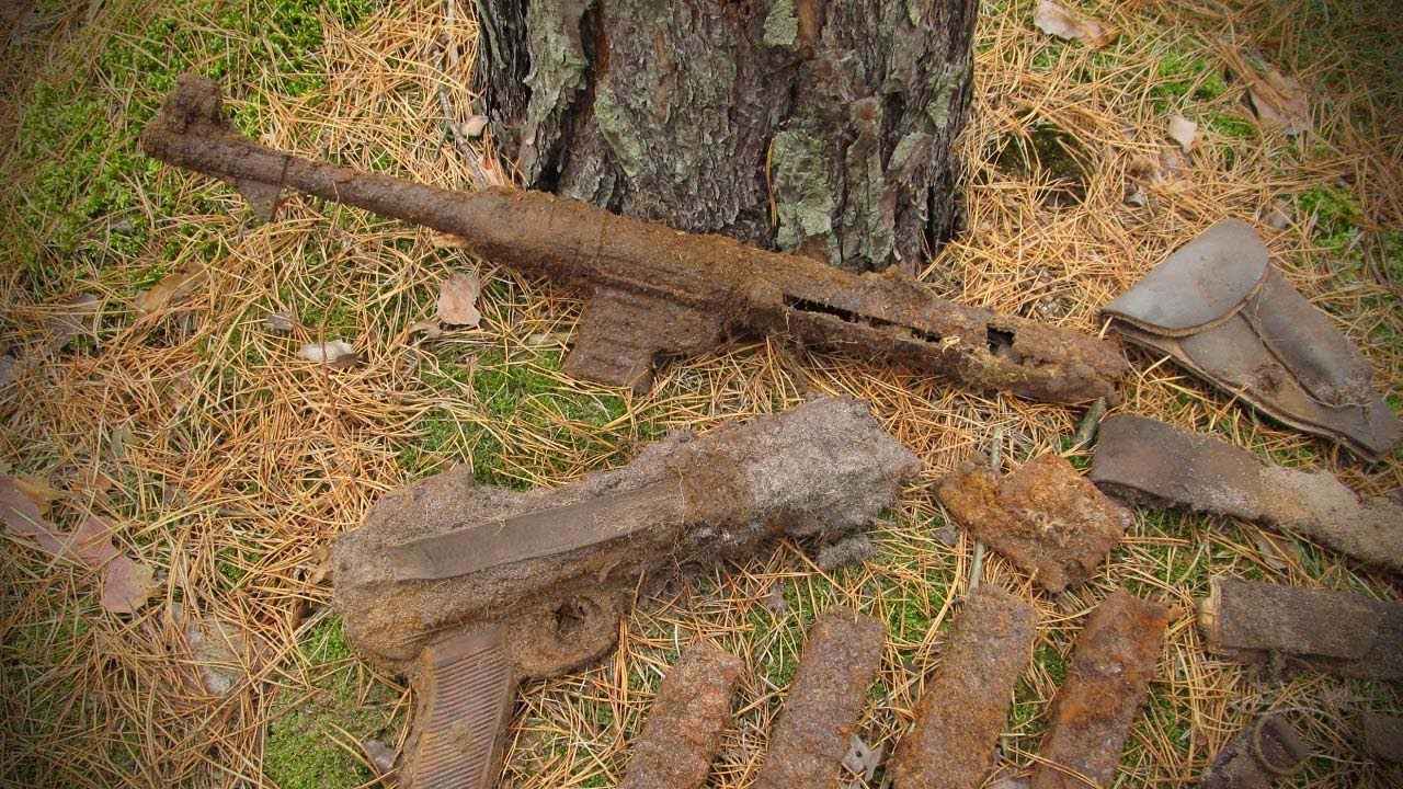 WWII Relic Hunting - MP40 Machine Gun Found On The Eastern Front ...