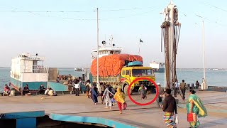 At Present Daulatdia Ferry Ghat is Dangerous Road for General Public | BIWTC Recent Situation 2020