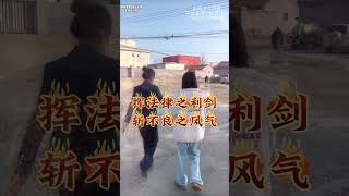 父子二人非常歹毒，缺斤少两并把人打住院，被打的父亲进医院女儿没有办法，找到孟老师现场正义解决#经济纠纷 #法律咨询 #债务纠纷 #欠钱不还