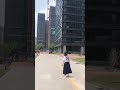 THIS WOMEN PLAYS BADMINTON WITH HERSELF🏸🏸