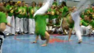 formado I-  jogo de capoeira unicar 2009 cracoviaxe Polonia