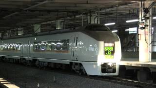 「割り込み者あり」651系高崎線試運転（OM206）熊谷駅発車