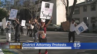 Protests Erupt Over Fatal Sacramento Police Shooting Of Stephon Clark