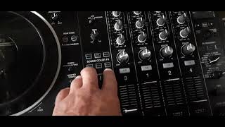 Pioneer XDJ-XZ The pros and cons of Pioneers flagship stand alone