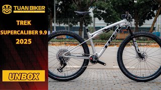 Unbox TREK Supercaliber 9.9 2025 | ultimate MTB by TREK