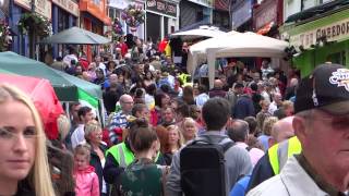 Fleadh Cheoil Derry - Waterloo St crowds on Saturday afternoon