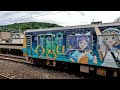 伊豆 修善寺駅に入る伊豆箱根鉄道の「幻日のヨハネ」ラッピング列車「yohane train」 2023.8.1.