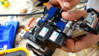 การเชื่อต่อสาย Fiber Optic (Splicer)