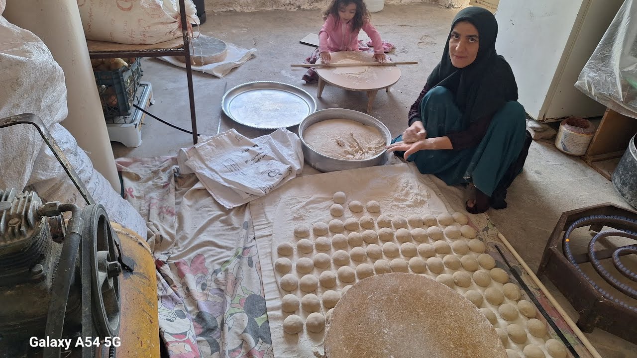 Rural And Nomadic Life Baking Local Bread Youtube