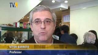 Alunos Da Ginestal Machado Lêem Poesia Em Pastelaria De Santarém