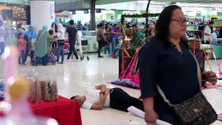 DEVIANCE AND SOCIAL EXPERIMENT