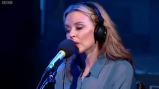 Kylie Minogue - Wonderful Life (BBC Radio 1's Live Lounge)