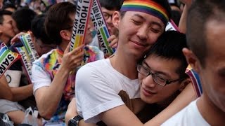 Taiwan moves closer to legalizing gay marriage