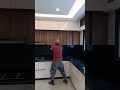 مطبخ عصري رائع بدون مقابض بالطي مقاوم للماء و mdf high gloss crème و mdf effet bois noyé