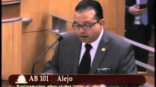 Assemblymember Luis Alejo speaks to Senate Ed Committee