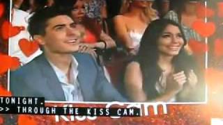 Kiss Cam (Zac Efron and Vanessa Anne Hudgens) MTV