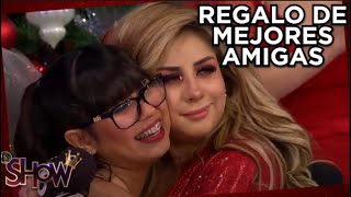 Datsy le entrega regalo de mejores amigas a Robertita | Es Show