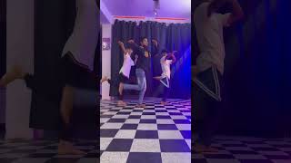 Ghoongte Mein Chanda Udit Narayan Koyla Shahrukh Khan Madhuri Dixit Bollywood hit song short dance