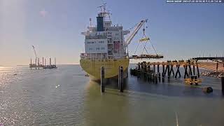 BigLift vessel 'Happy Dover' at Port of Ashburton