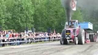 Tractorpulling in Forsby 2014, Timo Laine