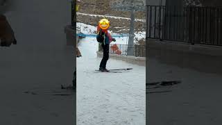 ลักษณะการยืนบนสกีที่ดีและถูกต้อง #เล่นสกี #ski  #skiing