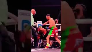 Por esta razón el CANELO evita pelear con BENAVIDEZ???