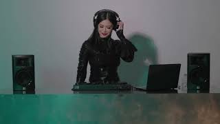 KIM LEE  DJ SET