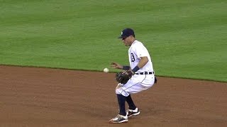 MIL@DET: Kinsler gets H. Gomez with barehanded play