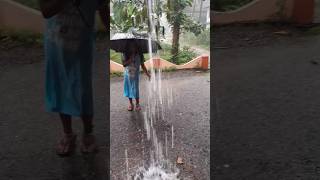 മഴയത്തു ഒരു ഡാൻസ്☔🔥💃#shorts#viral #tomandjerry#shortvideos #shortsviral#goneviral #viralvideos #rain