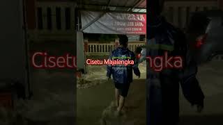 Mencekam, Majalengka di guyur hujan banjir mengancam semoga segera surut #majakengka #banjir