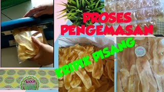 PROSES PENGEMASAN KRIPIK PISANG KEPOK yg ASIN||CARA MENGEMAS KERIPIK PISANG