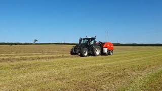 Valtra T234D and Kuhn i-bio+ baler