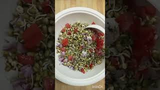 முளைகட்டிய   பச்சைப்பயறு | Healthy Sprout Salad | #healthylifestyle  #shorts #shortsfeed #ytshorts