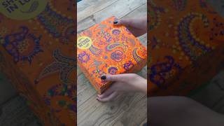 UNBOXING 🎁 Shower un Lush | Caja de regalo #lush #shorts #regalosoriginales