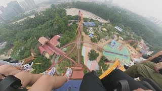 【瞬間加速挑戰心臟極限，雲霄飛車大冒險！】