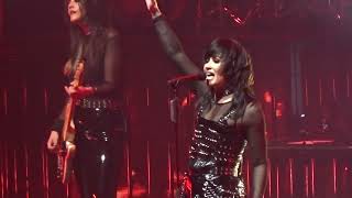 Demi Lovato - "Heart Attack" [Rock Version] (Live in Los Angeles 9-28-22)