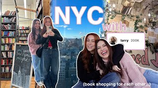 book shopping (for each other) in nyc 🗽📖⭐️ with  @LarryReads (VLOG!!)