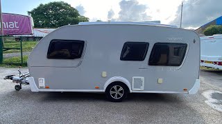 Dethleffs Tourist HD 420 pop up roof caravan