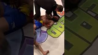 Topuria with a SLICK choke during his Cage Warriors run! Access CW Events on UFC FIGHT PASS!