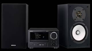 Onkyo follows the mini-format: in its latest sound system CS-N775D.