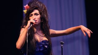 Amy Winehouse - Glastonbury Festival 2008 (FULL CONCERT)