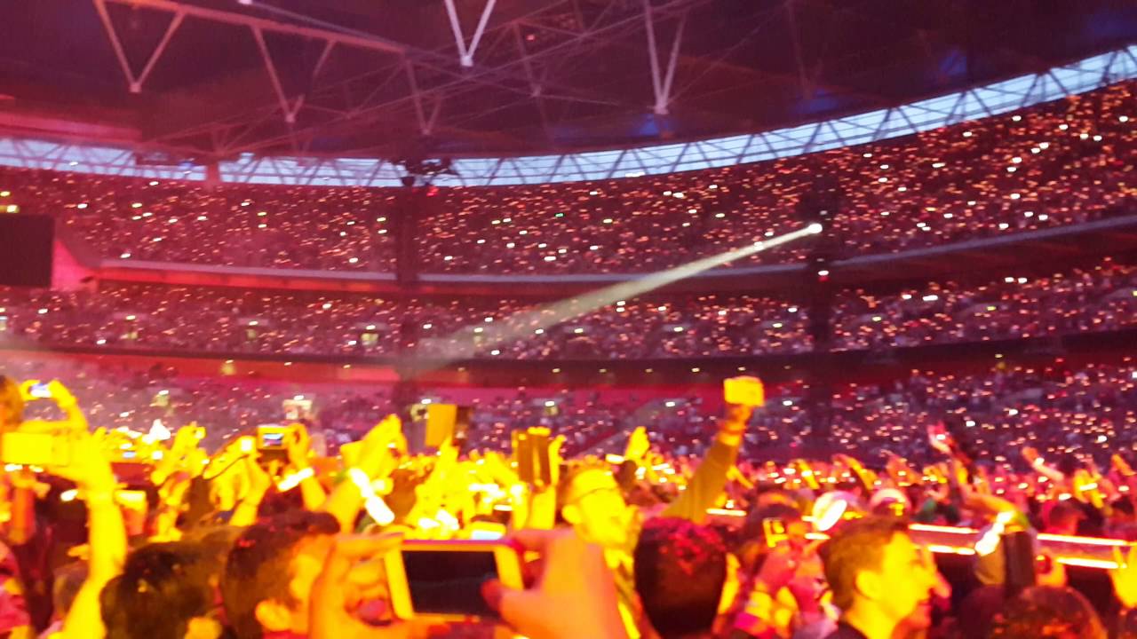 Coldplay - Fix You (HD) - Wembley Stadium - 16th June 2016 - YouTube