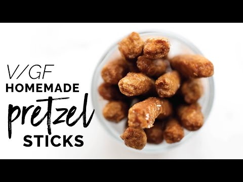 Homemade Crunchy Pretzel Sticks // vegan, gluten-free, oil-free Homemade Crunchy Pretzel Sticks // vegan, gluten-free, oil-free