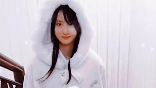 田亮初雪晒女儿美照，13岁森碟一身汉服雪中漫步，好漂亮